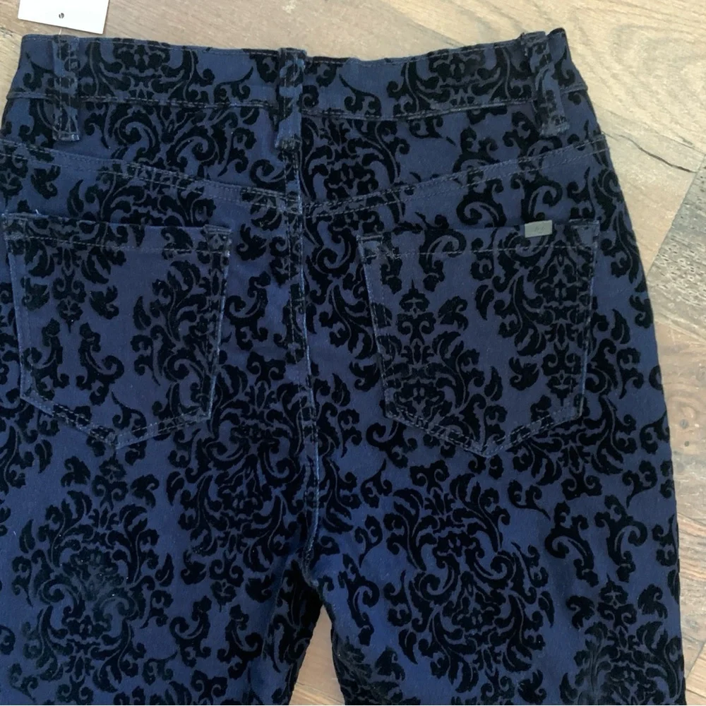 DG2 Blue Velvet Spandex Embellished Straight leg Denim Cotton Pants Size 2